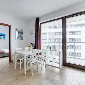 2 Bedroom Balcony Ac Arkadia Shopping Mall , Варшава Польша