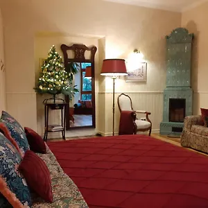 At Anchevskih 3 , Львов Украина